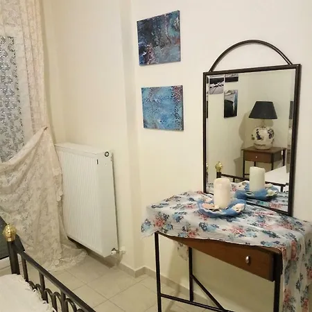 Menexe Apartments-kelyfos Néos Marmarás