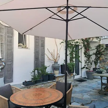 Menexe Apartments-kelyfos * Néos Marmarás