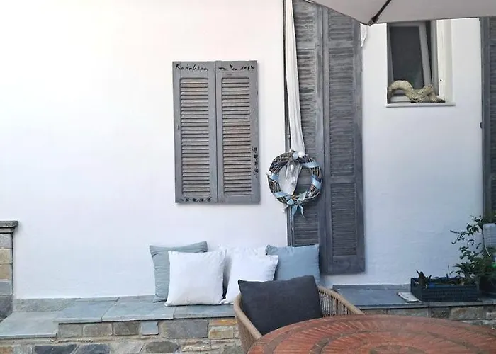 Menexe Apartments-kelyfos *