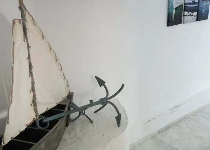 Menexe Apartments-kelyfos