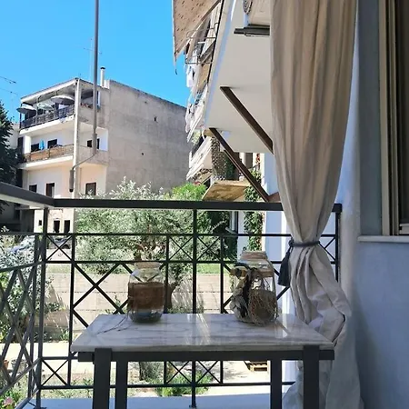 Daire Menexe Apartments-kelyfos *