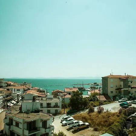 Menexe Apartments-kelyfos Daire *