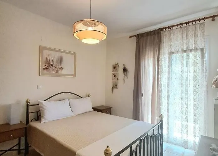 Menexe Apartments-kelyfos * Неос-Мармарас