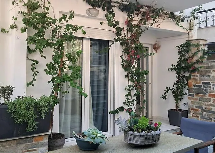 Апартаменты Menexe Apartments-kelyfos