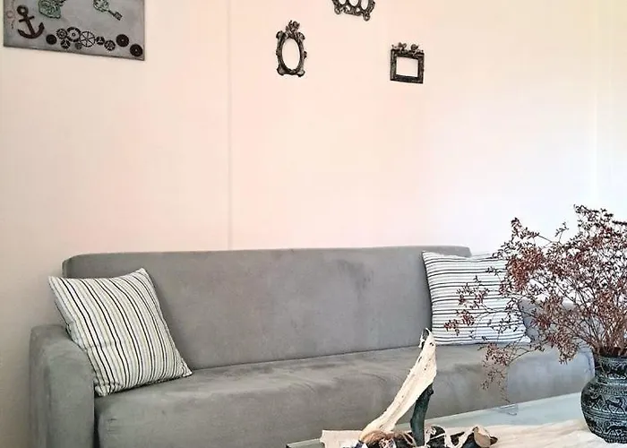 Menexe Apartments-kelyfos Неос-Мармарас