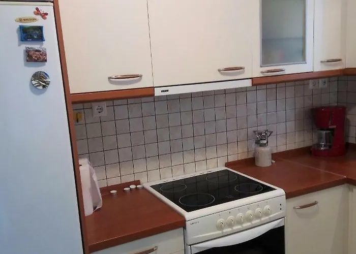 Menexe Apartments-kelyfos Апартаменты